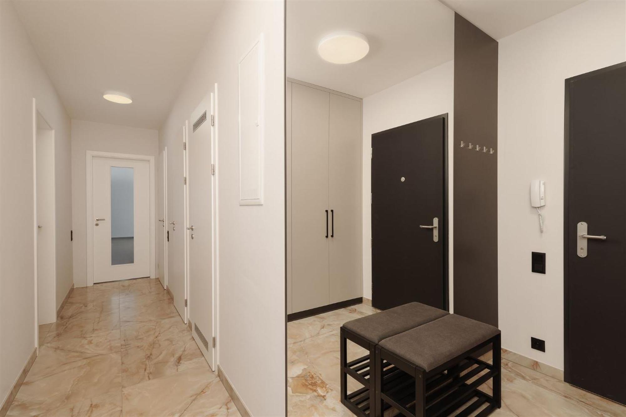 Luxury Sunny - Free Garage, Metro, Balcony, Ps5, 2nd Parking On Request