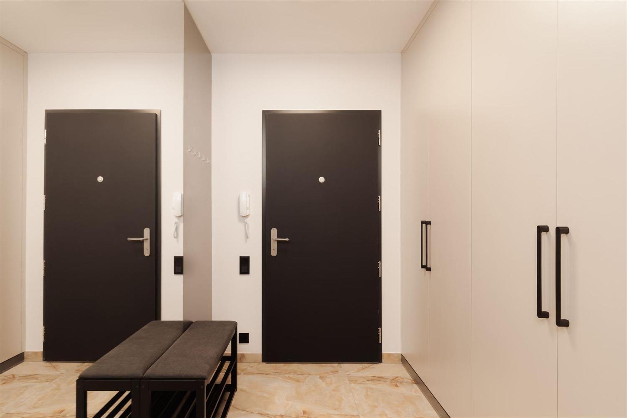 Luxury Sunny - Garage Parking, Metro, Balcony, Ps5 With Games * Praha